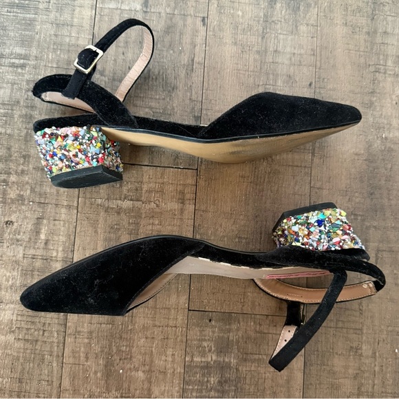 BETSEY JOHNSON LENA ANKLE STRAP BLACK VELVET RAINBOW BLOCK HEELS 8.5 - Picture 2 of 7